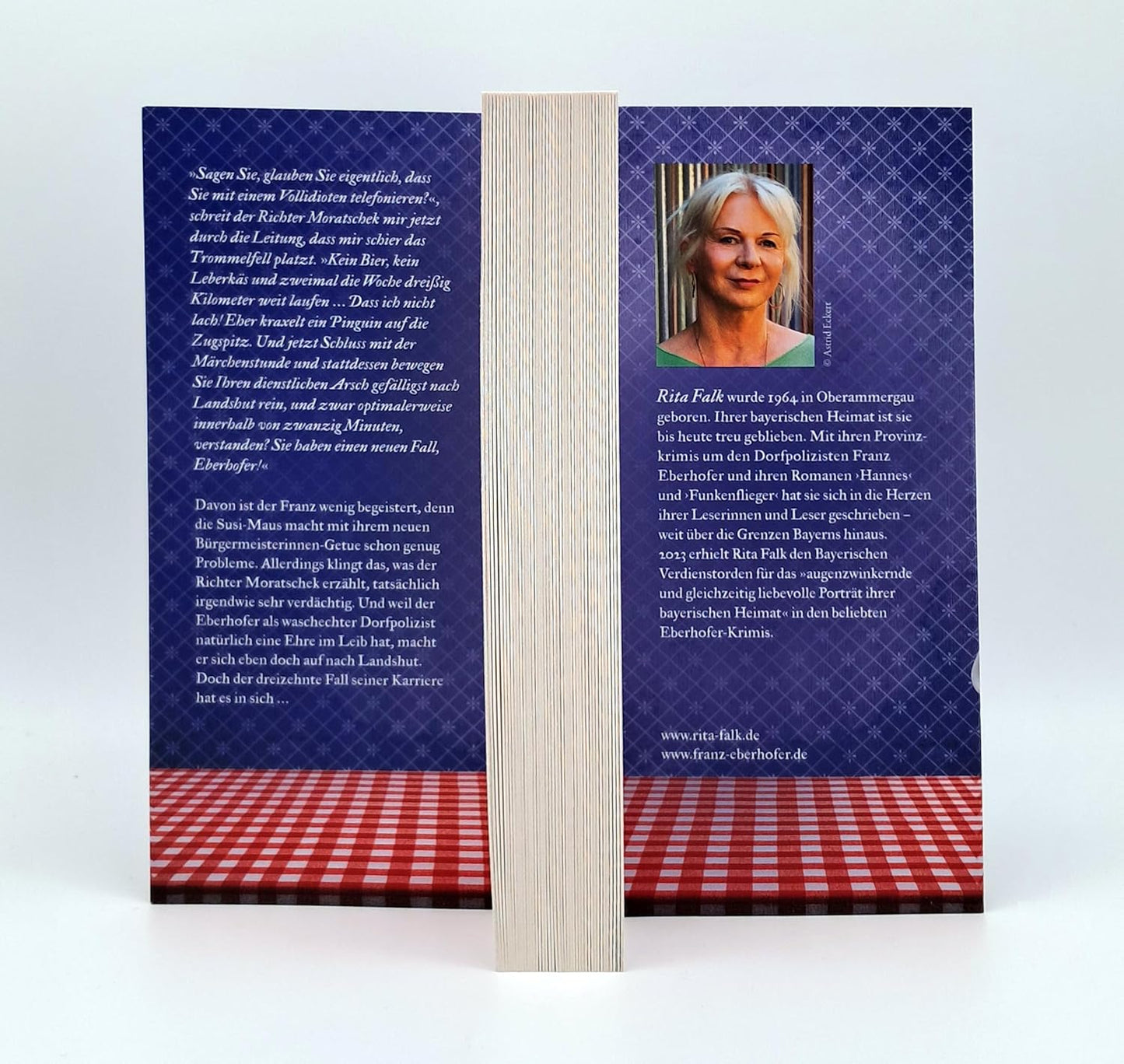 Apfelstrudel-Alibi: Ein Provinzkrimi 