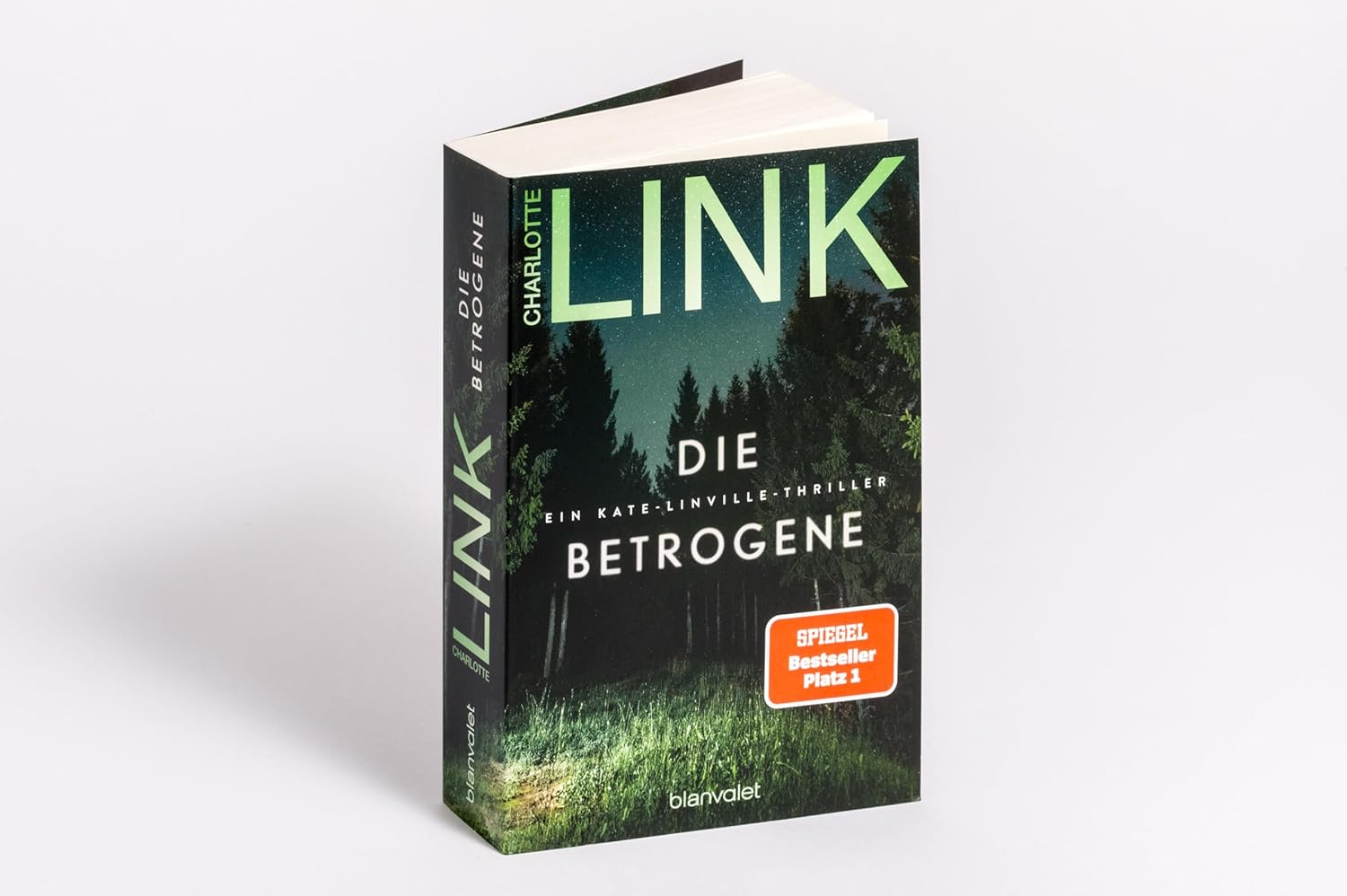 Die Betrogene: Ein Kate-Linville-Thriller, Band 1