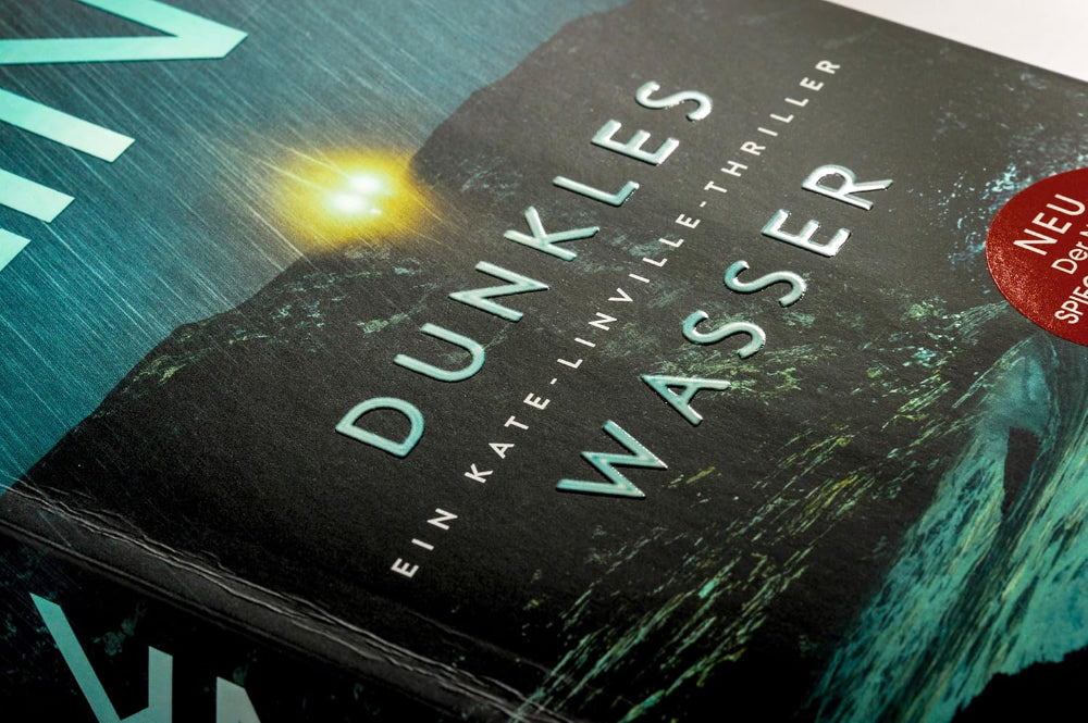 Dunkles Wasser: Ein Kate-Linville-Thriller